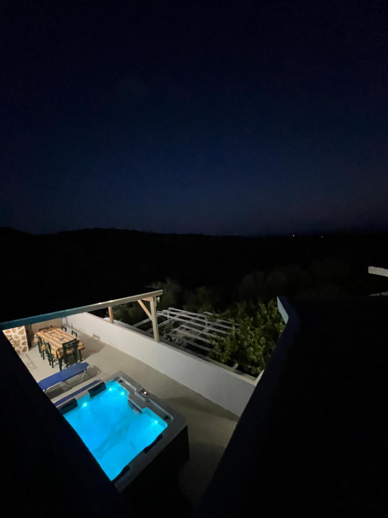 הוילה טריופטרה Mano'S House מראה חיצוני תמונה